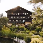 Mölltalerhof Hotel