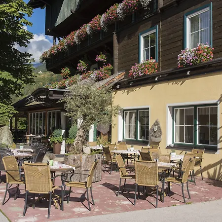 Hotel Moelltalerhof 3*