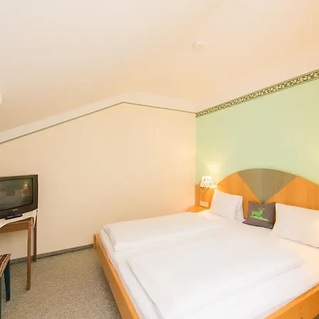 Moelltalerhof 3*