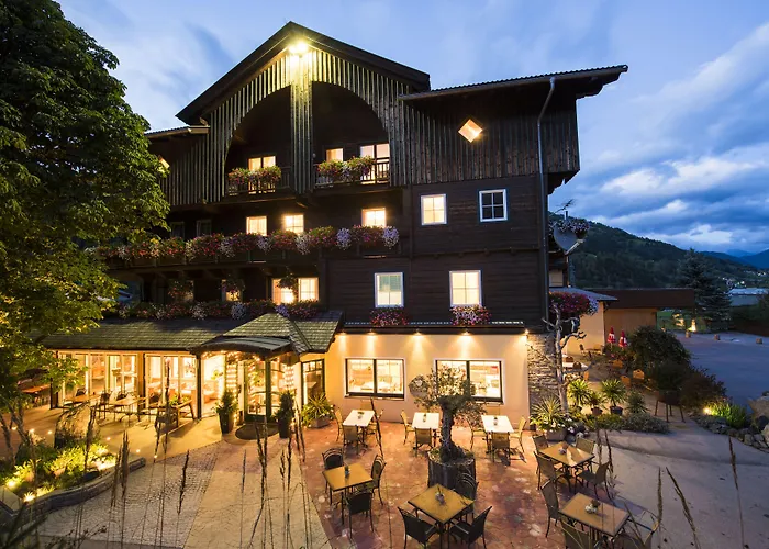 Hotel Moelltalerhof 3*