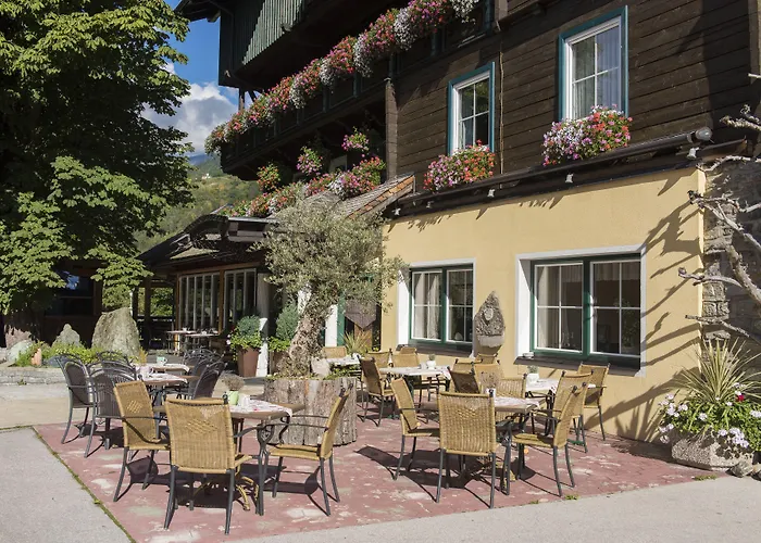 Hotel Moelltalerhof 3*
